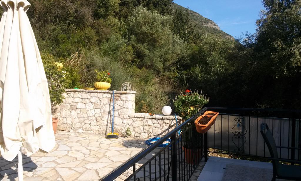 Porto Poros Apartman Mikrósz Jalósz Kültér fotó